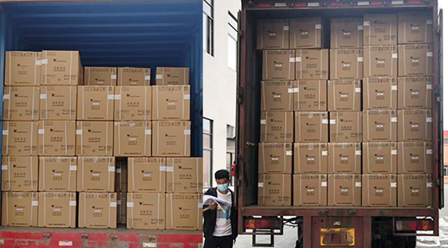 集裝箱裝柜進(jìn)行時！金環(huán)電器客戶迷你洗衣機(jī)順利發(fā)貨！