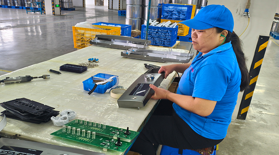 品質(zhì)源于嚴(yán)苛測試，金環(huán)電器的實驗室保障