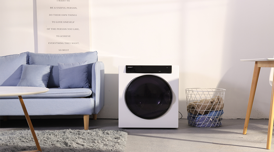 羽絨服，到底該不該用滾筒干衣機(jī)進(jìn)行烘干？