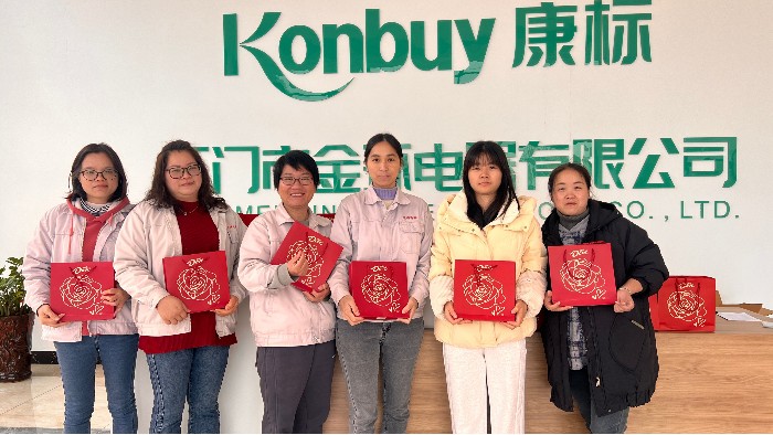 婦女節(jié)，溫暖每一顆心