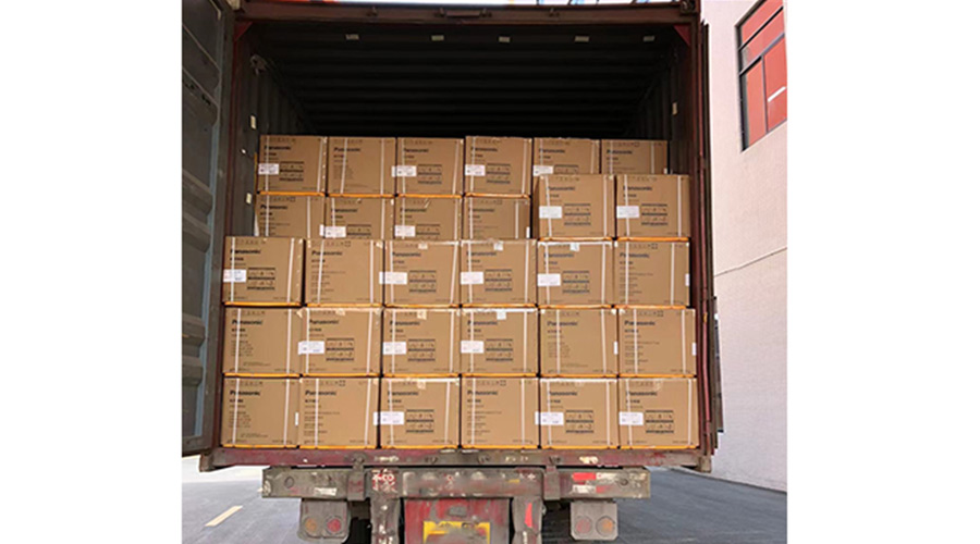 國內(nèi)知名品牌客戶裝柜完畢！順利發(fā)貨！