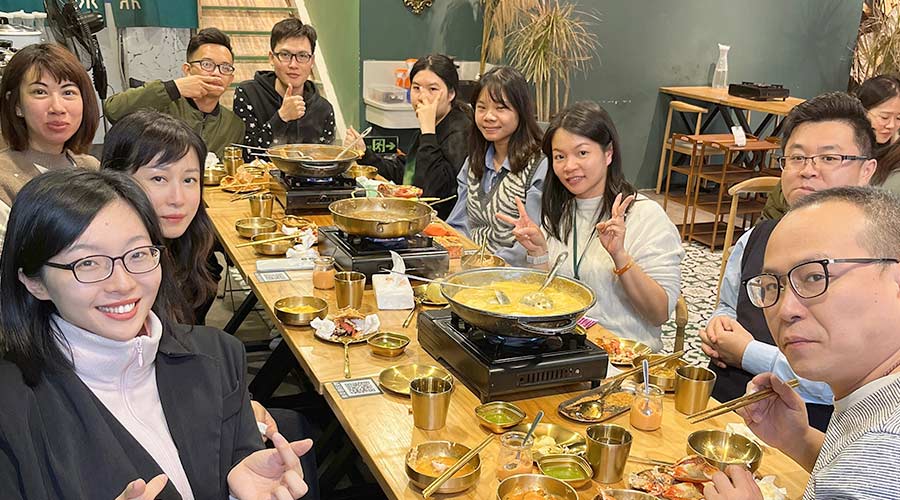 寒冬暖心！金環(huán)電器銷售部組織火鍋團建沖刺2022